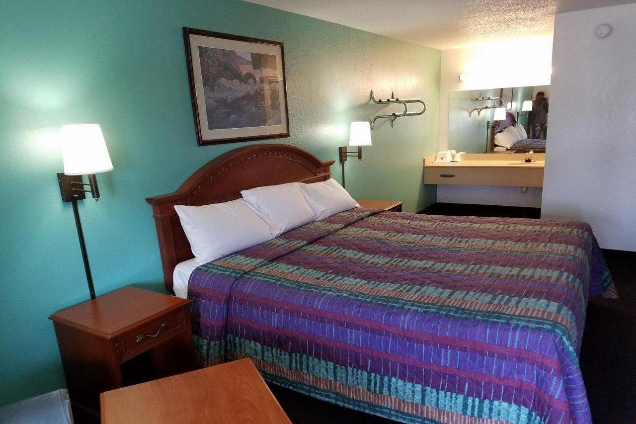 Indy Southwestern Inn-South 印第安納波利斯 外观 照片