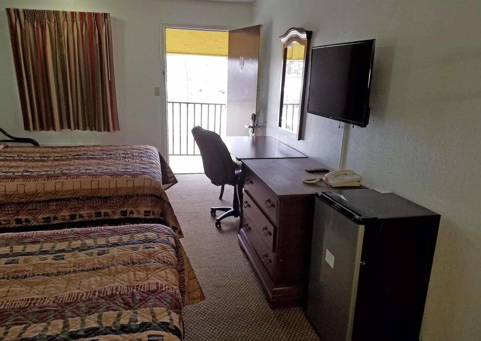 Indy Southwestern Inn-South 印第安納波利斯 外观 照片